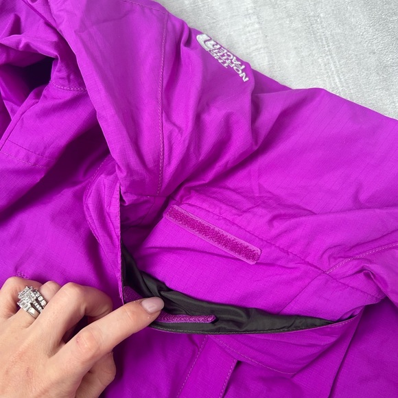 🌈SALE🌈 THE NORTH FACE Lightweight Purple Jacket - Picture 7 of 12